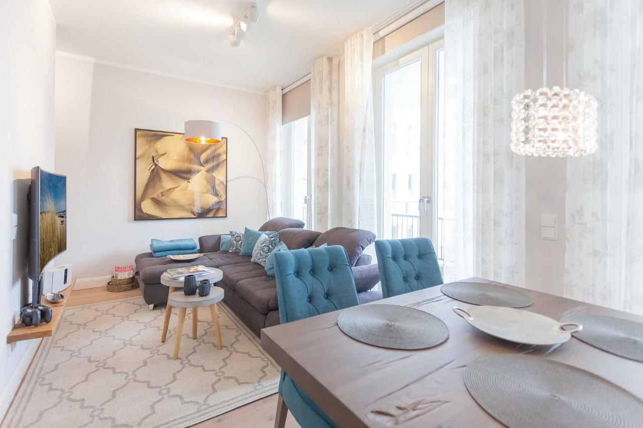 First White Pearl Apartment Sellin  Exterior photo