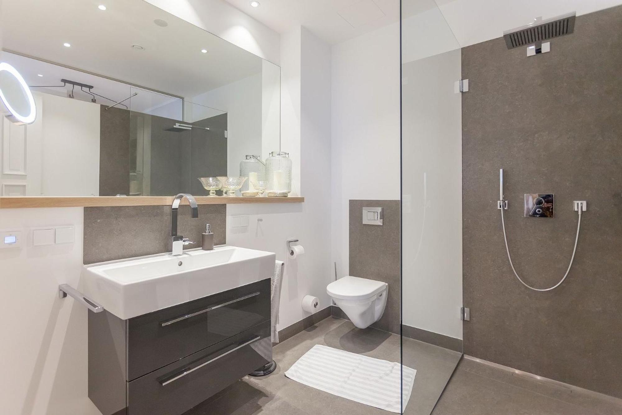 First White Pearl Apartment Sellin  Exterior photo